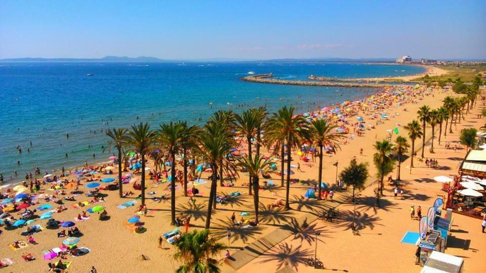 Holidays Penthouse Vues Panoramiques Sur Le Port Naval,Un Sejour Elegant Assure " Wifi Parquing Gratuit Roses Esterno foto